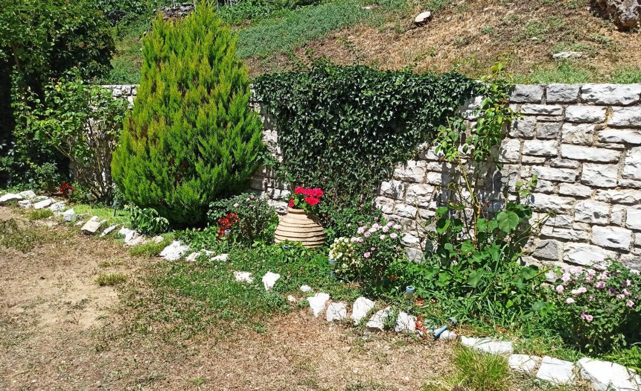 Hotel Foris House Vikos Esterno foto